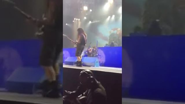 Iron Maiden live at the O2 part 2 смотреть онлайн