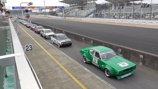 00060　筑波サーキット　日産祭ツーリング　ジャパン　クジラクラウン　S30Z ハコスカ　ガメラ　　510　豚目　HAKOSUKA NISSAN SKYLINE SOLEX смотреть онлайн