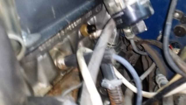 Ставлю инжектор на Ваз 2107. Часть 4. Первый старт. смотреть онлайн