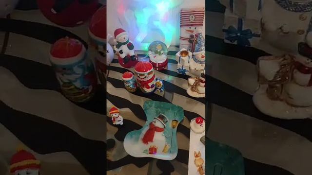 ЧУДЕСНЫЕ СНЕГОВИКИ смотреть онлайн