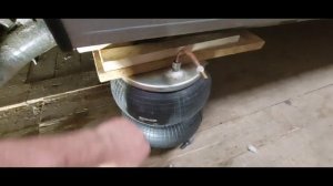 пневмо подушки в пружины на заднею подвеску