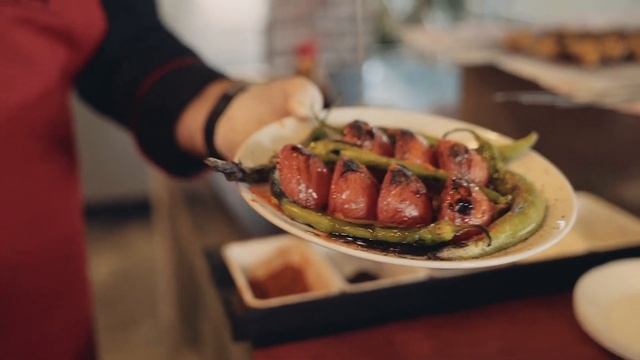 Özlediğiniz Lezzetlerin Ev Sahipleri | By ÇöpŞiş смотреть онлайн