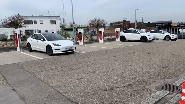 Tesla Electric - новости электромобилей,сервис, проблемы с новыми Tesla Model 3 Highland,продажи.