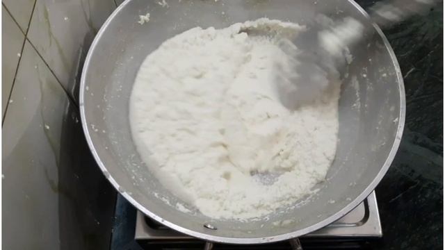 गाय/भैंस के पहले दूध से बनाएं खीस की लाजवाब मिठाई || Khees Ki Barfi || Colostrum Recipe|| खरवास смотреть онлайн