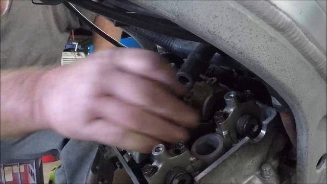 Honda CBR250R MC19 Part 8 - Measuring Valve Clearances And Removing A Camshaft
