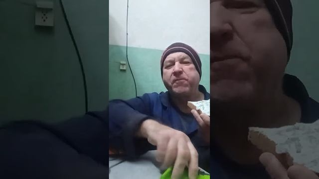 Сыр с кефира на работе смотреть онлайн