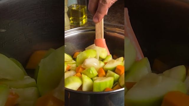 Cream of Zucchini Soup, it couldn't be easier | FOOD studio | ASMR смотреть онлайн