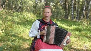 София Горбунова. Вот кто-то с горочки спускается.