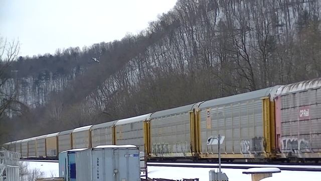 War Bonnet with K3LA horn leads NS 27V at Elliston, VA! смотреть онлайн