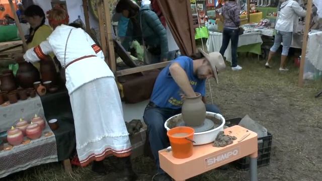 Город мастеров.  Гончарная лавка.  Казаки. (зарисовка)