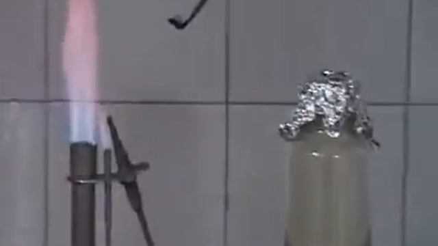2Na + Cl2 = 2NaCl смотреть онлайн