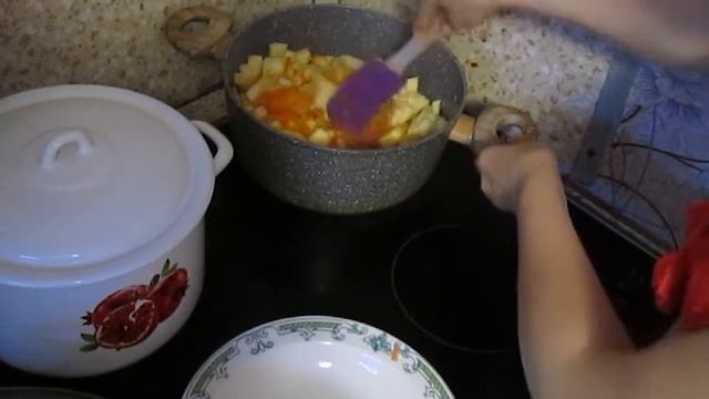 Самый простой рецепт тушёных кабачков. смотреть онлайн