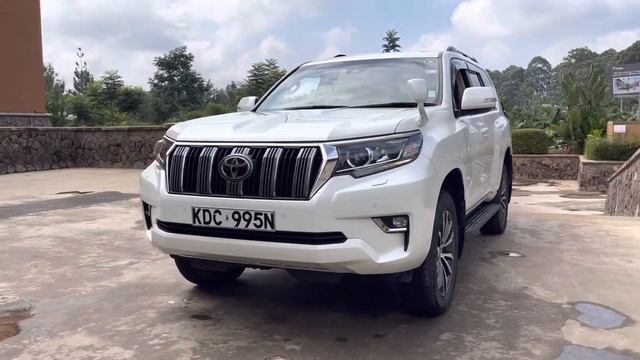 2018 Toyota Land - Cruiser Prado TX смотреть онлайн