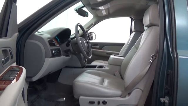 M & I Motors Presents this 2007 GMC Sierral 1500 SLT Extended Cab Steel Gray over Cashmere 17425A смотреть онлайн