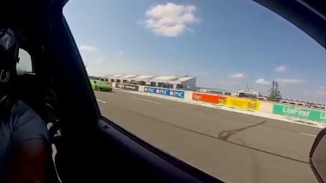 BMW F80 M3 vs LAMBORGHINI HURACAN смотреть онлайн