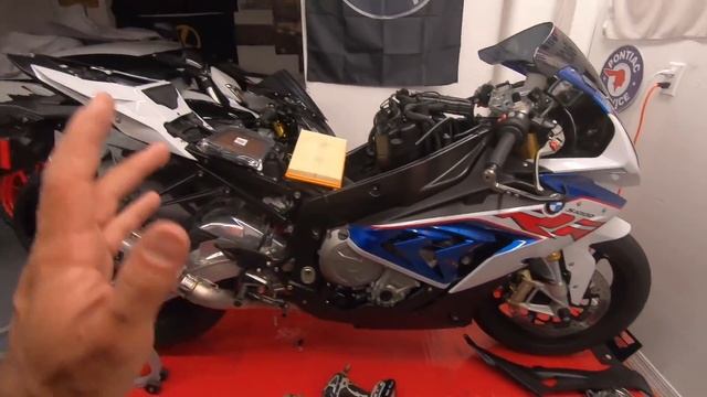 2018 BMW S1000RR Build - Part 1,2, & 3 смотреть онлайн