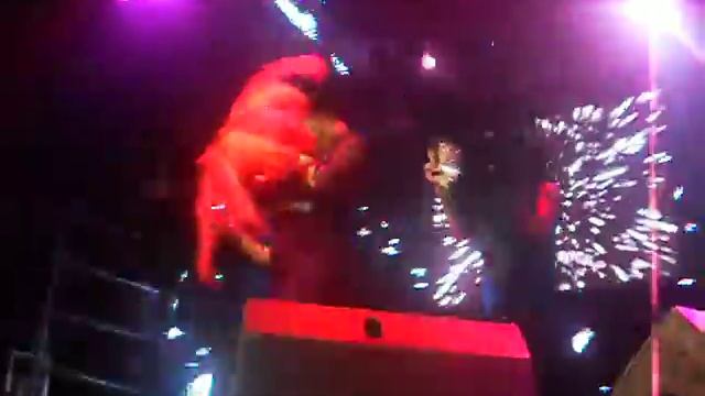 Я тебя тоже нет (Je T'aime) смотреть онлайн