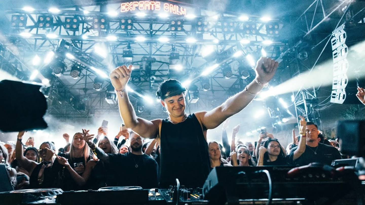 John Summit - Live @ Basel Edition x LIV Miami [07.12.2024] смотреть онлайн