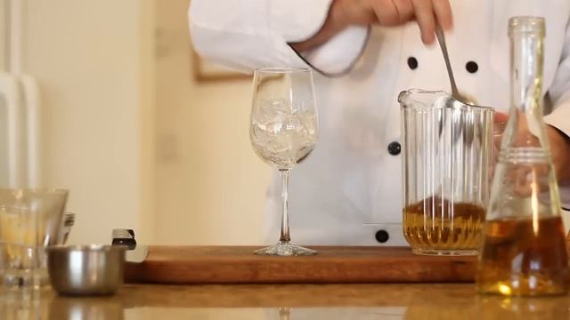 How to Make a Spritzer Without Alcohol : Virgin & Non-Alcoholic Drink Recipes смотреть онлайн