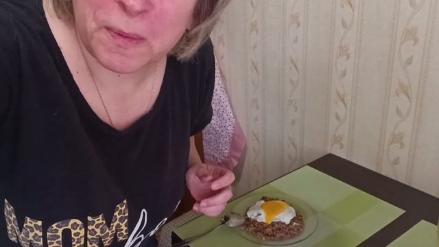 Сажусь на диету/Интересно на сколько меня хватит😅. смотреть онлайн