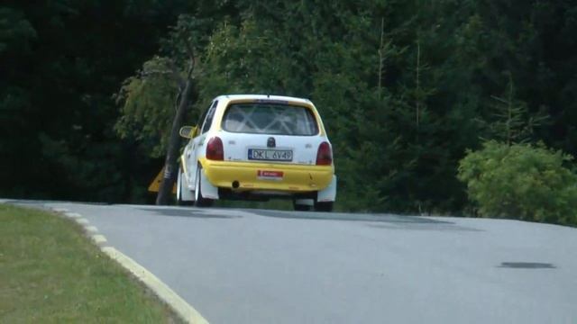 1 Amatorski Wyścig Górski Sienna 2014 - Robert Szymkiewicz - Opel Corsa смотреть онлайн