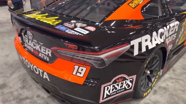 Toyota Camry NASCAR Race Car смотреть онлайн