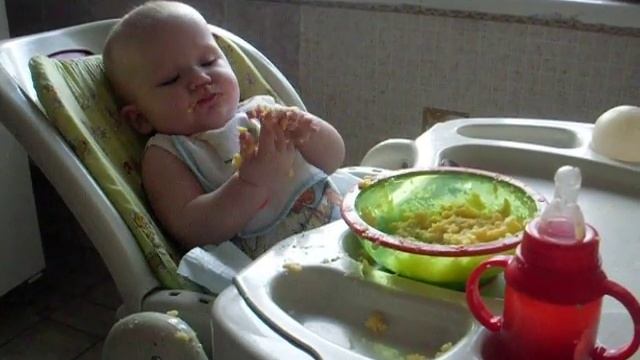 Кушай Даша кашу... смотреть онлайн