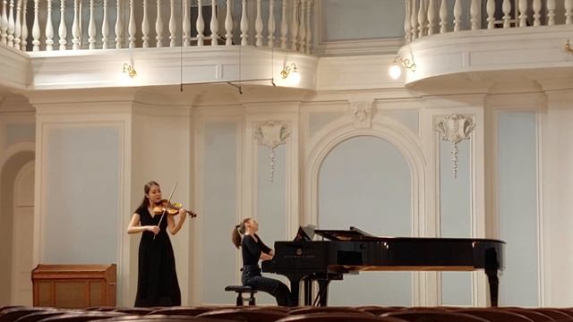 Ю.Конюс - концерт для скрипки с оркестром смотреть онлайн