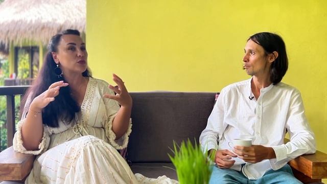 Деньги и Духовность - взгляд профессионального астролога / Юлия Майник смотреть онлайн