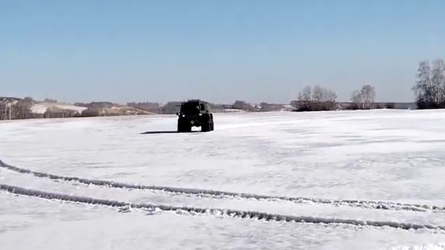 Вездеход Восток, прогон по снежному полю смотреть онлайн