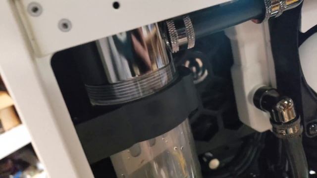 PollyStyle2.0 build log Part 4: Fixing those leaky fittings. Goodbye XSPC, Hello EKWB! смотреть онлайн