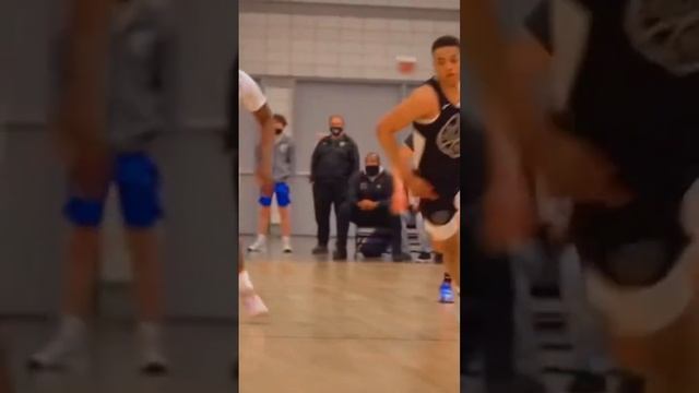 #basketball #данк #кроссовки #площадка #360 #jamorant #jordan #kd #kobebryant #lebronjames смотреть онлайн