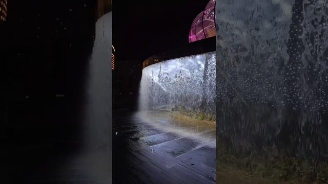 парк Галицкого / новогодний фонтан Инфинити в гирляндах Краснодар смотреть онлайн