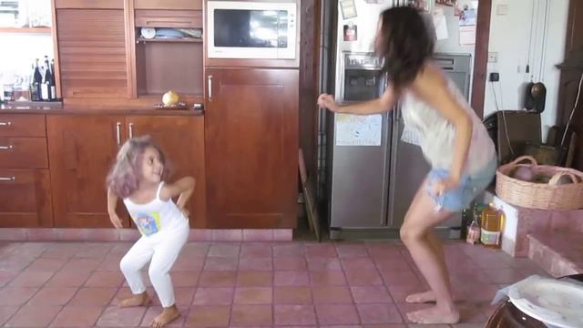 Hoki Poki смотреть онлайн