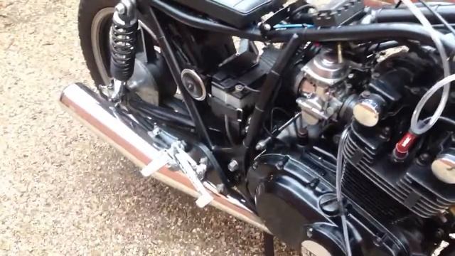 It's Alive!!!!!!!! GS450 Cafe Racer смотреть онлайн