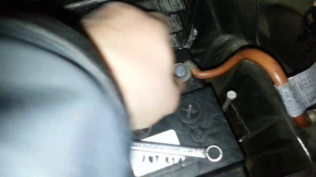 1997-2003 BMW E39 540i 530i 528 Grounding Wire Location in Trunk Battery ground cable loose смотреть онлайн