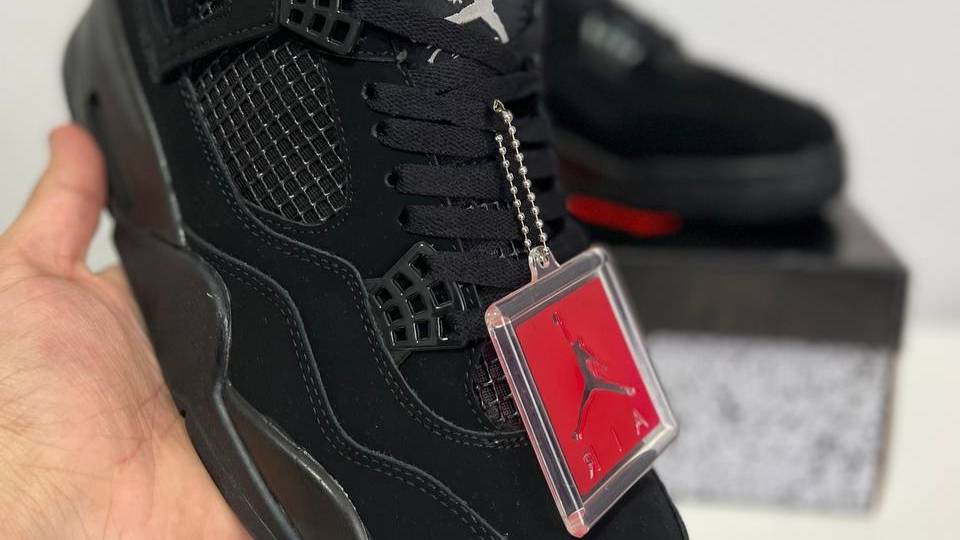 Кроссовки Nike Air Jordan 4 Black