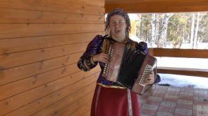 София Горбунова. Из-под кочек, из-под пней.