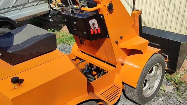 обзор минипогрузчика на механике смотреть онлайн