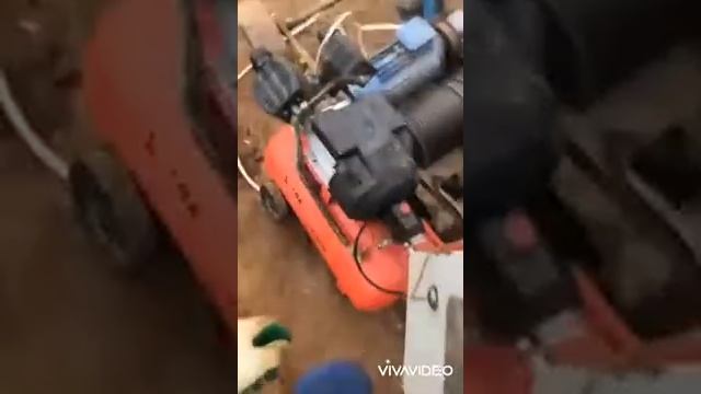 Копка колодца на плывуне.