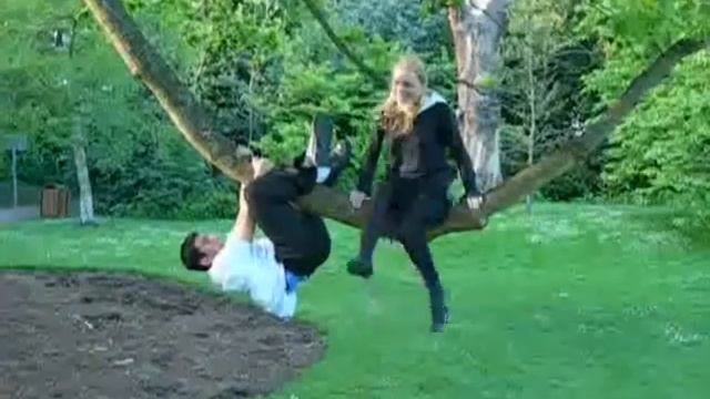 essiandyassi_0001.wmv смотреть онлайн