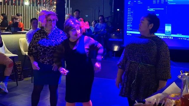 Сценка без слов смотреть онлайн