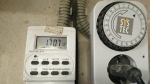 Освещение в курятнике. Таймер электронный и механический. Какой выбрать.?