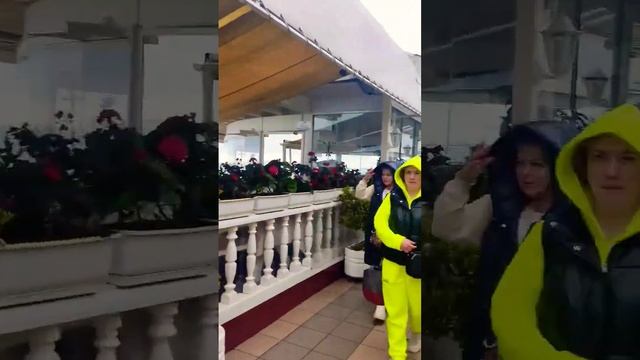 Центральная набережная моря Сочи. 24 марта #море #сочи #сочисегодня смотреть онлайн