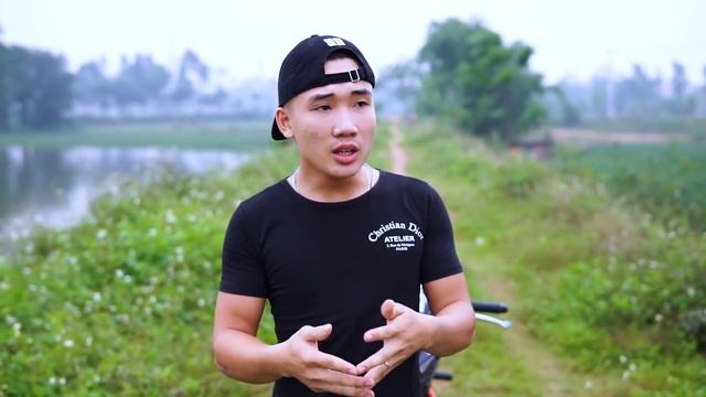 Thế Ngọc : Rì Viu Satria Với Bản Độ Thu Hút Ánh Nhìn Của Cảnh Sát Giao Thông смотреть онлайн