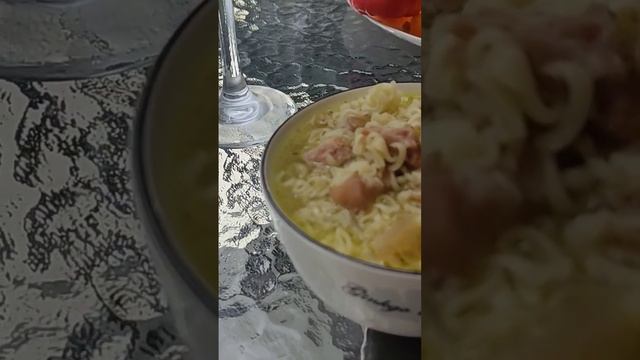 Легкий обед на природе Сейшел Октябрь 2024 смотреть онлайн