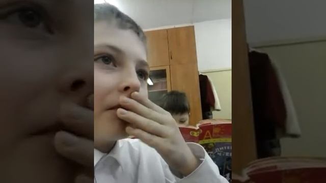 Сняли видео на уроке.страшно Боря тоже снимает смотреть онлайн