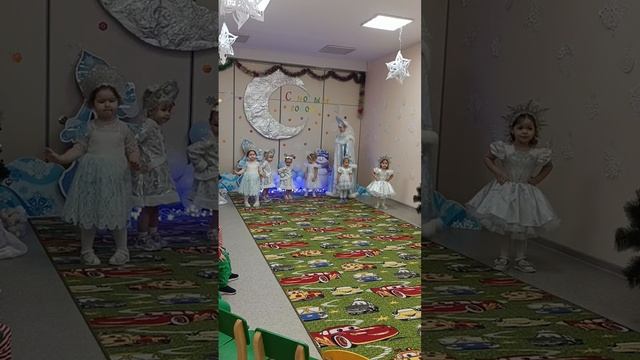 2 Новогодний праздник у малышей первых младших групп. ДОУ 4 Домна смотреть онлайн