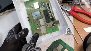 Huawei B530-336 и Huawei B535-232a. Разбираю до платы и использую в уличном 4G+ роутере.