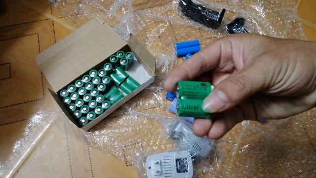 Pin sạc Cr2 - cốc sạc Cr2 - pin sạc 26650 giá rẻ смотреть онлайн